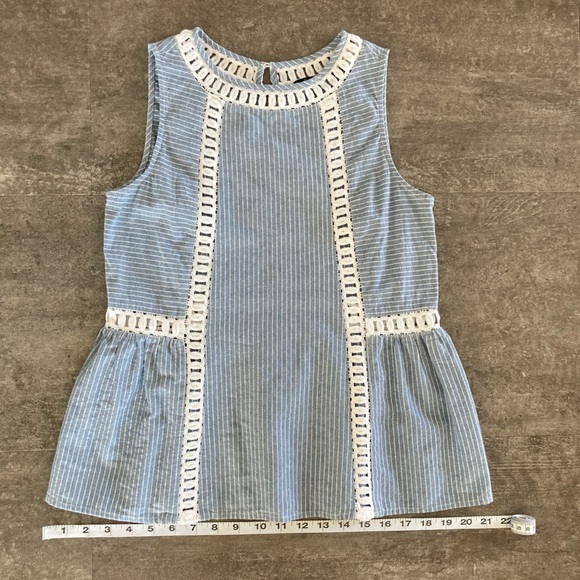 Doe & Rae Sleeveless Top - Picture 6 of 9